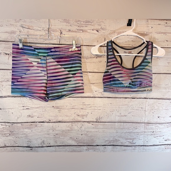 FILA Running Set Shorts & Sports Bra-Medium - Picture 1 of 6
